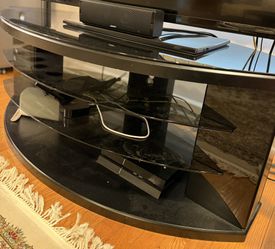 Tv stand/Entertainment center 