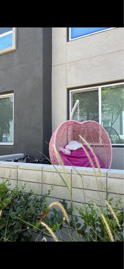 cute pink heart chair