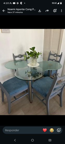 DINNING TABLE & 4 CHAIRS