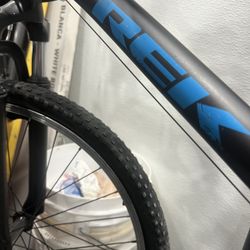 Trek Bike Pre Caliber 24 Inch
