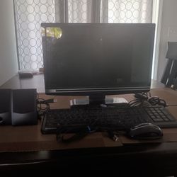 Gateway LCD Monitor, Keyboard & Speakers 