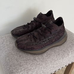 Yeezy boost 380 onyx