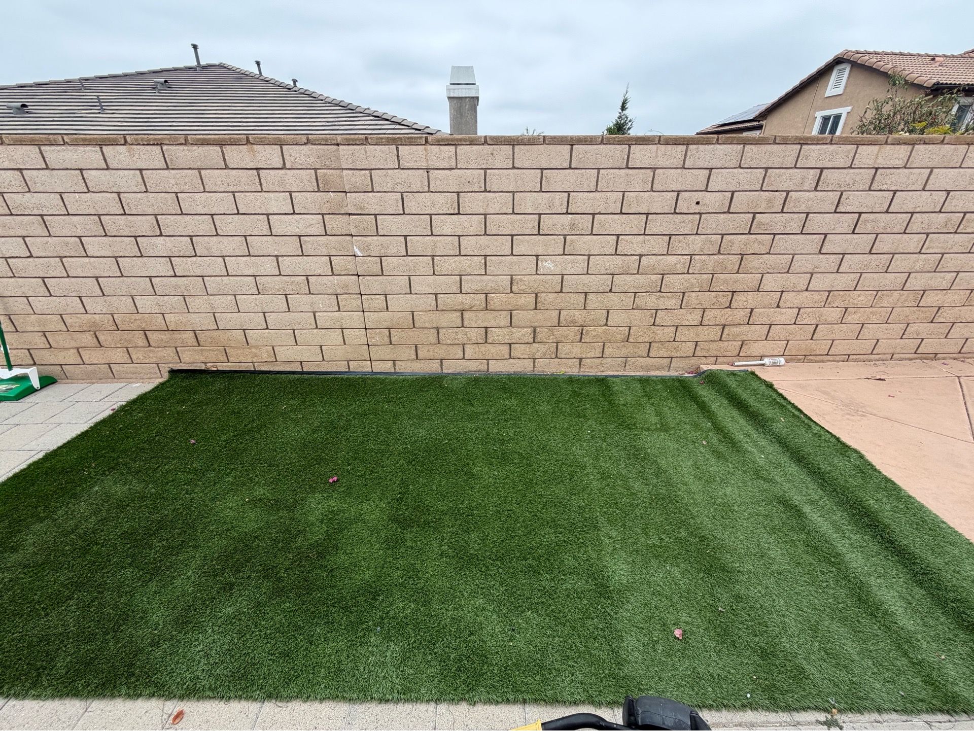 Artificial synthetic grass turf lawn Zacate pasto artificial