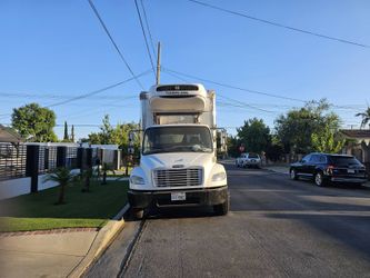 Freightliner M2