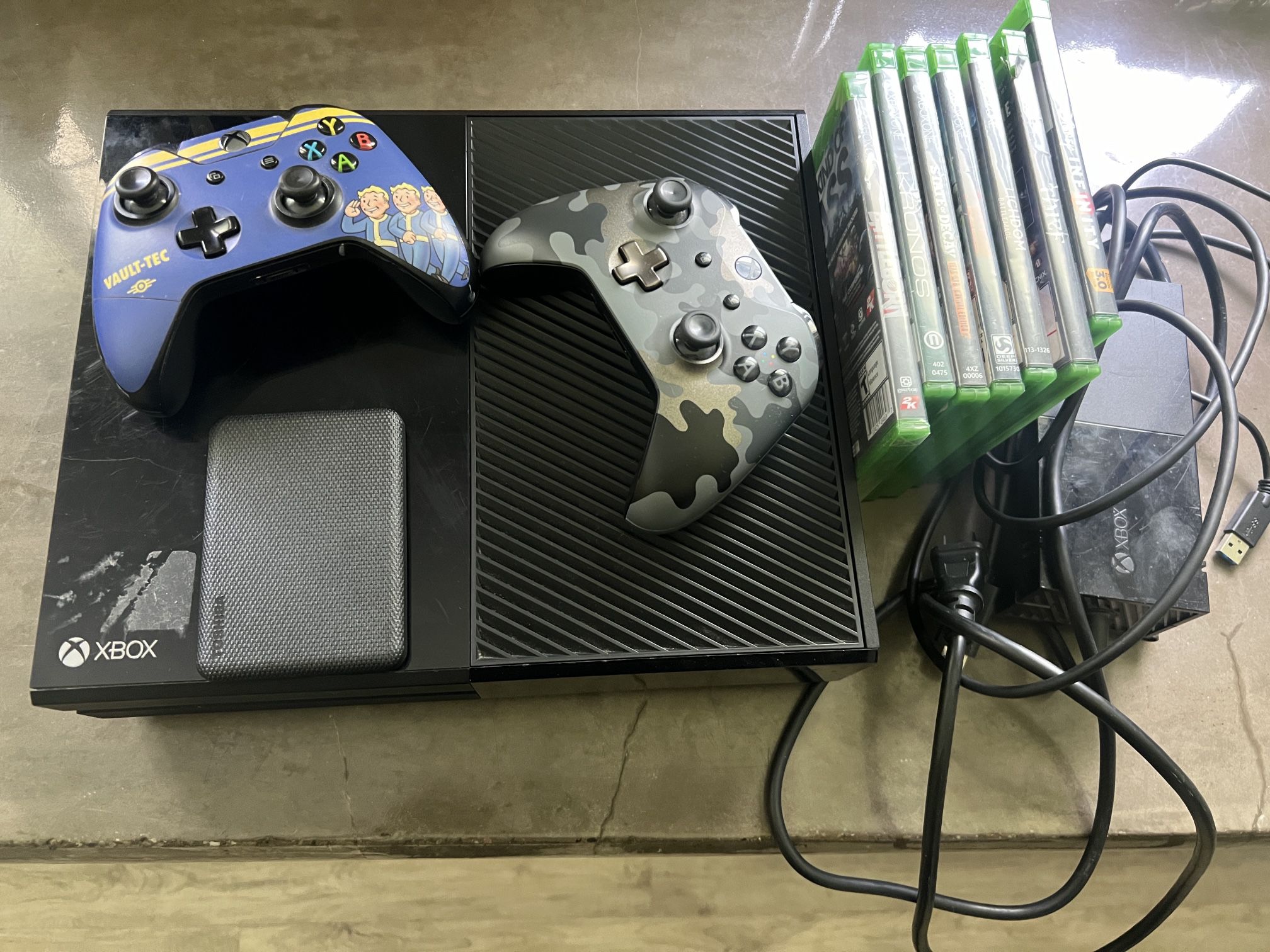 Xbox One 500 Gig 