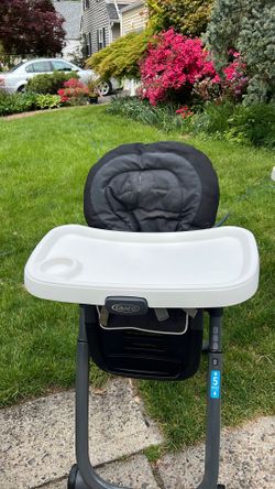 Gracious Slim high chair