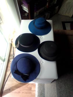 Lady's wool hats