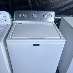Maytag  Washer Large Capacity 60 day warranty/ Located at:📍5415 Carmack Rd Tampa Fl 33610📍
