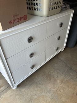 White 6-Drawer Double Dresser