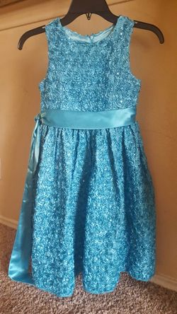 Girls dress size 8