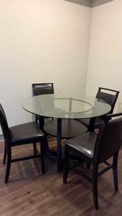 DINING SET