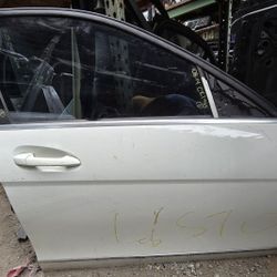 2008 2009 2010 2011 2012 MERCEDES BENZ C CLASS RIGHT FRONT PASSENGER DOOR