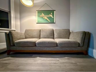 Article Sofa 83”