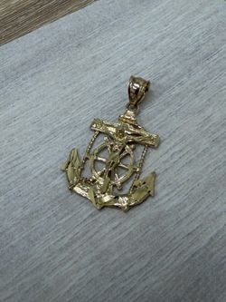 14K Yellow Gold Anchor Pendant