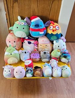 22 Used Squishmallows.
