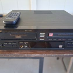 Pioneer Compact Disc Recorder