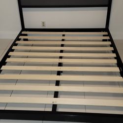 Queen Bed Frame With Headboard 