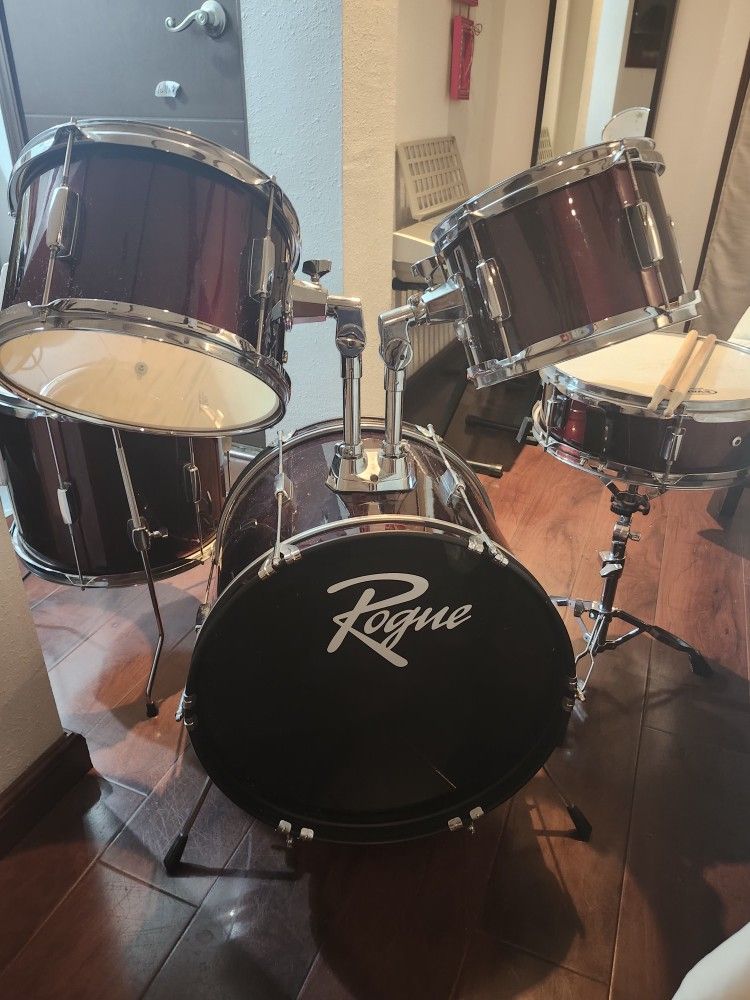 Junior Rogue drum set