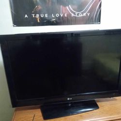 LG 42 Inch TV