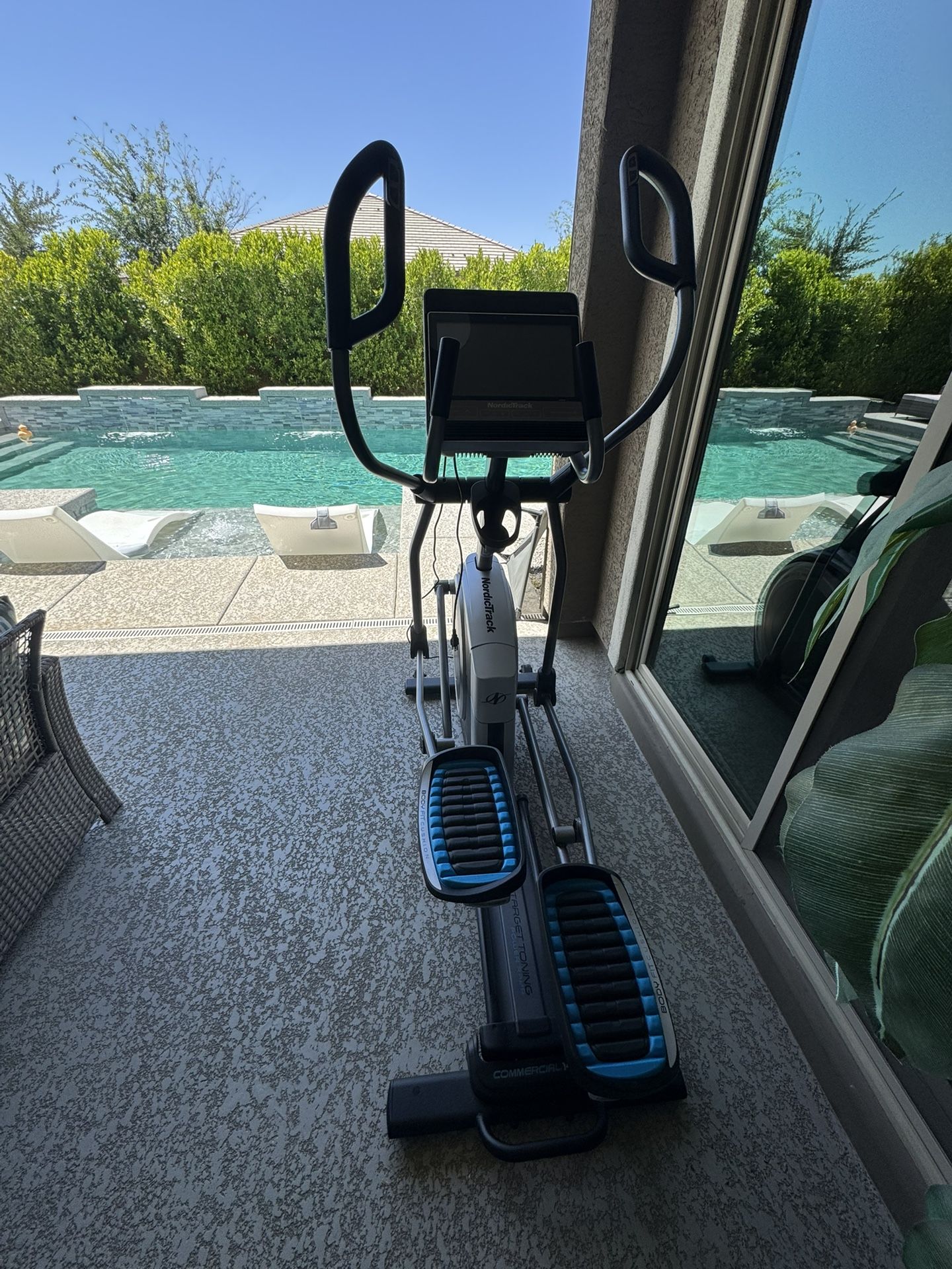 NORDICTRACK COMMERCIAL 14 9 NTEL71420K1F