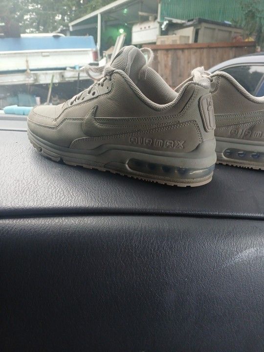 NIKE AIR MAX LTD 3 Men's Casual Running Shoes Olive Kahakÿ US 13 Athleisure