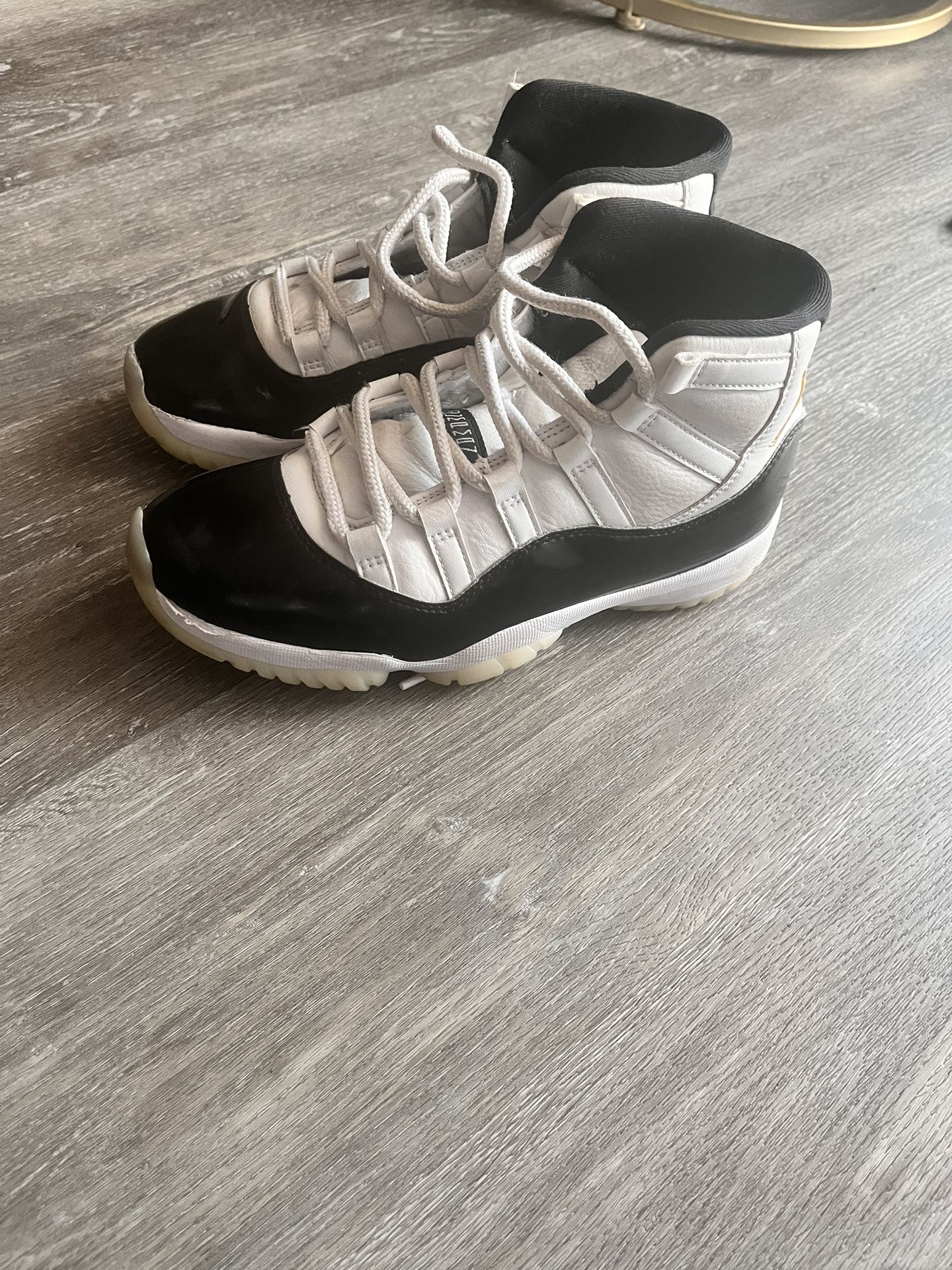 Jordan 11s