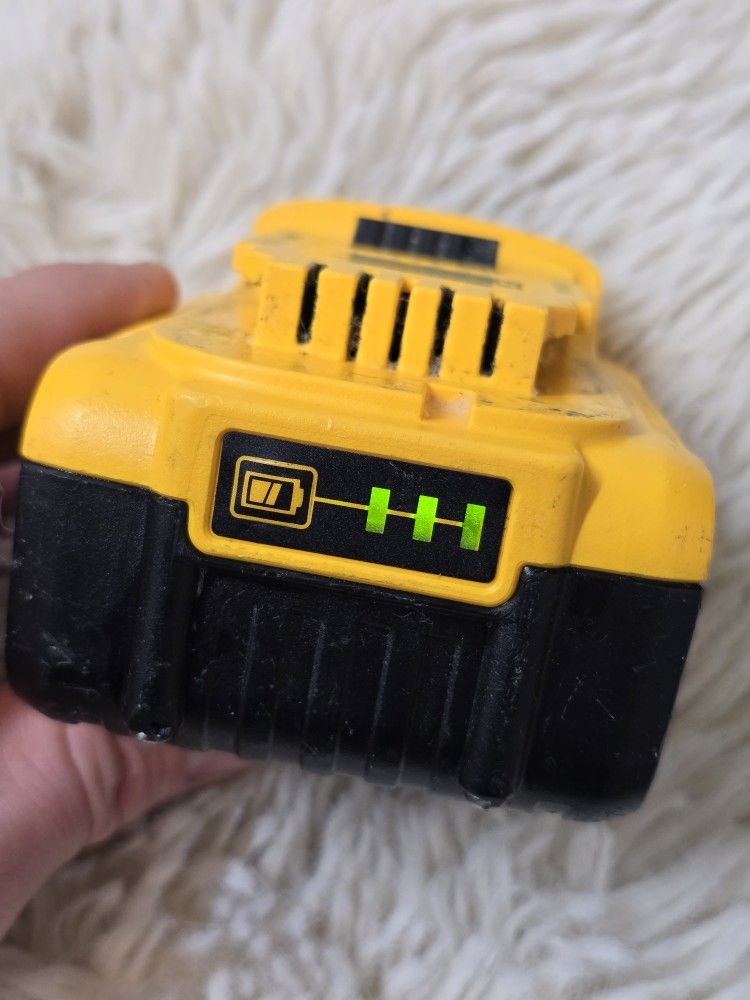 DeWalt XR 20V MAX 5Ah Battery