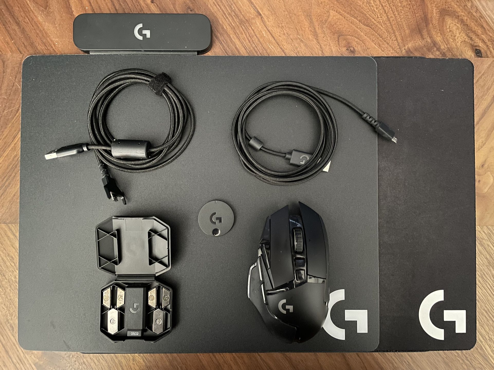 Logitech G915 Lightspeed, G502 Lightspeed and Powerplay Mat
