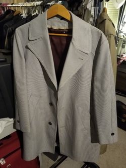Men's 38 reg tan rain trench coat