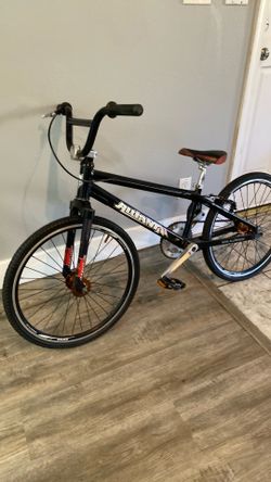 Old school GT COMPE BMX BIKE black