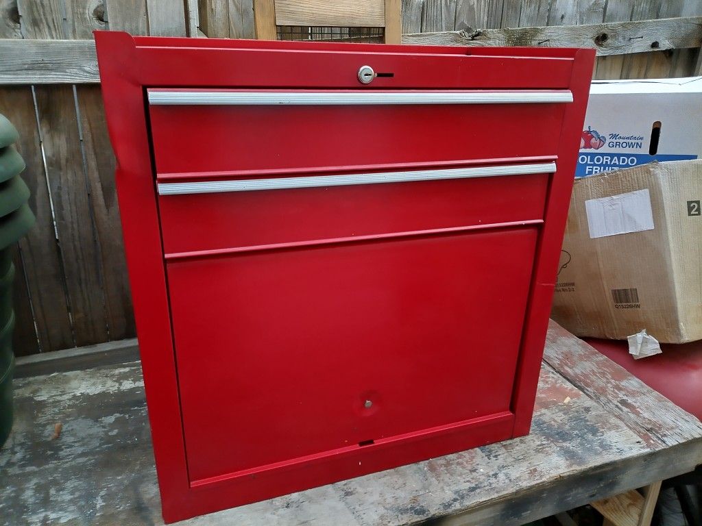 Red Toolbox Tool Box 26.5" X 14.25" X 27.5" Tall