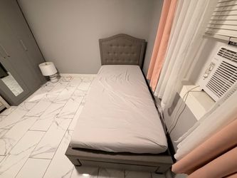 Twin bed