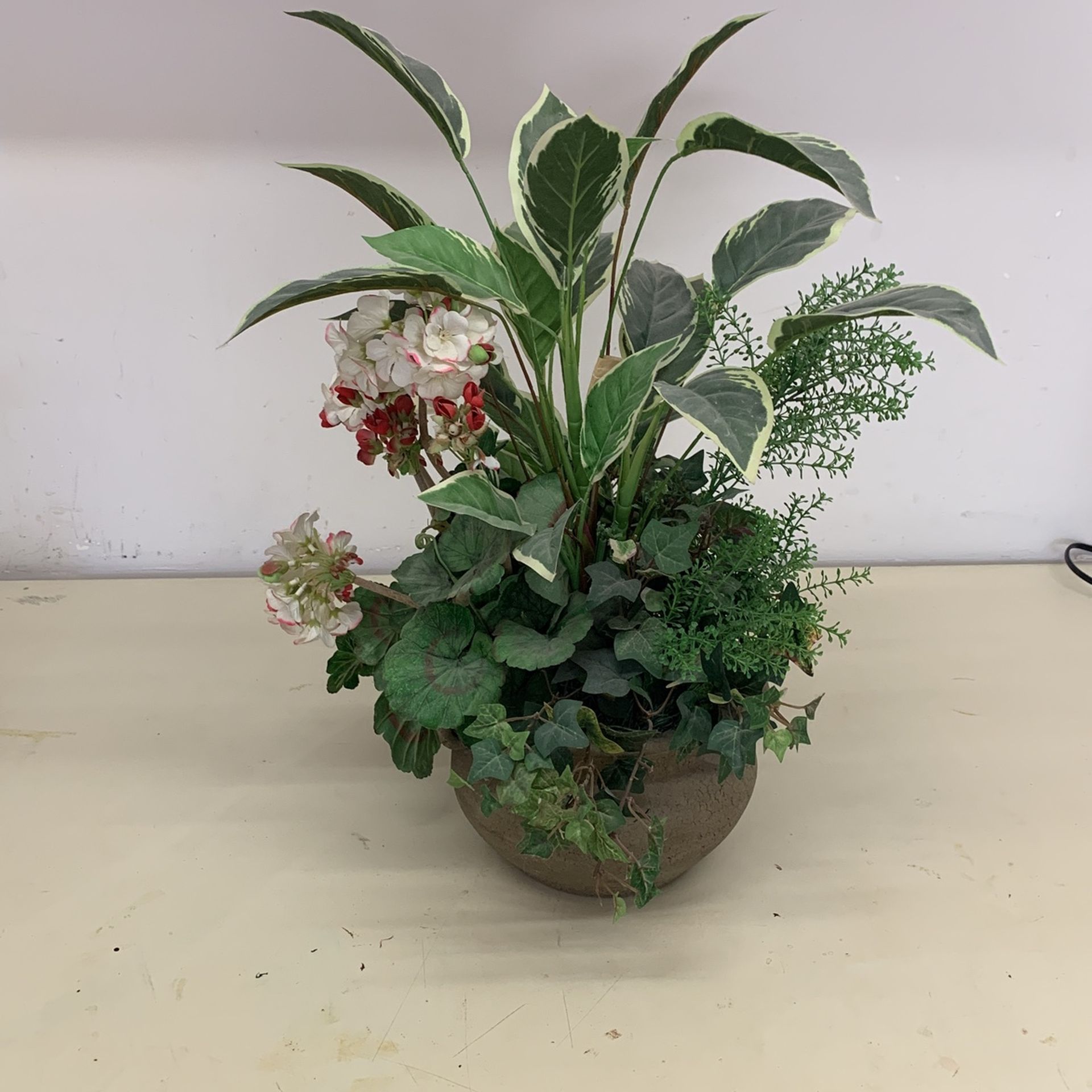 Potted Silk Plant Heavy Pot