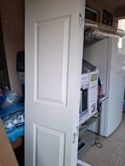 Byfold closet doors