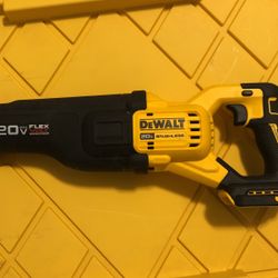 Dewalt  Flexvolt 20v/60v Saw Zall