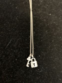 New Silvertone lock key pendant necklace