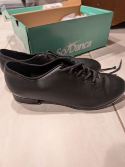 Women's tap shoes