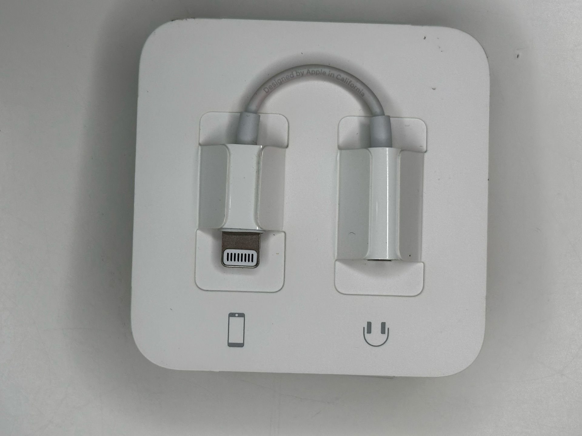 Apple Earbud Headphones - Wired ( connector ) - White - Original
