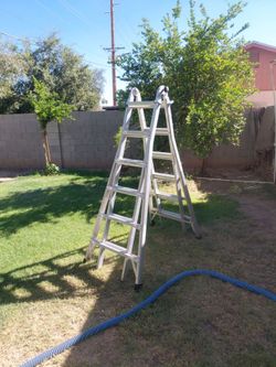 24 FT FOLDING WERNER LADDER