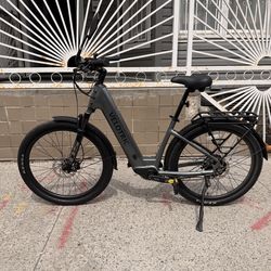 Barely Used Velotric Discover 2 E-Bike — 30 Miles ($2,000 + Value)