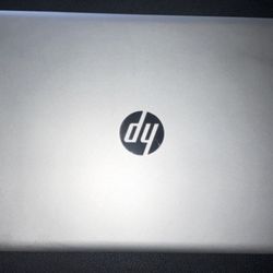 Hp laptop17-cp3035cl with charger, silver, In great condition.