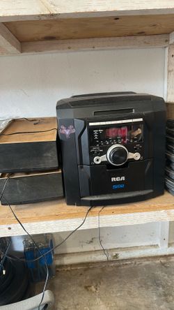 RCA CD FM/AM radio