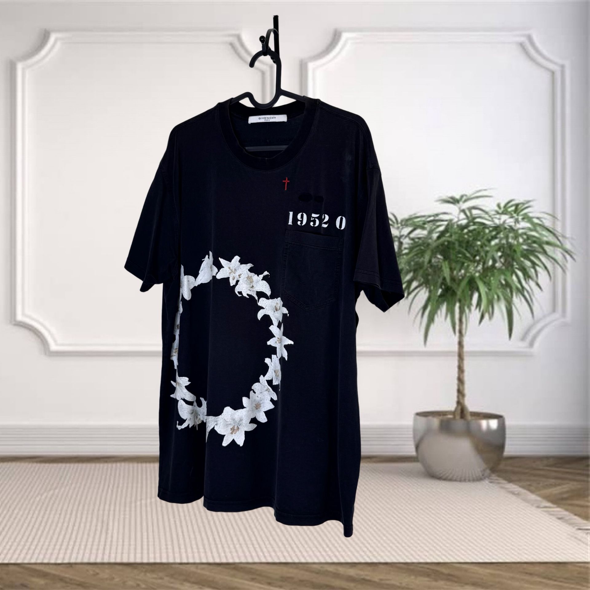 ✨ Givenchy Black Graphic Tee – Lily Ring Pocket Tee ✨