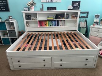 Full - White Daybed