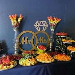 Fruit Table/ Mesa De Frutas