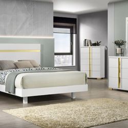 Brand New White & Gold 4pc Queen Bedroom Set (Available In Eastern King)