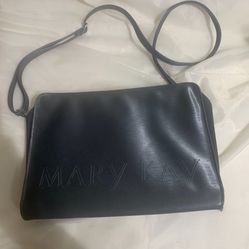 Mary Kay Purse - Zip Around Organizer with Removable Strap