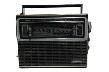 GE General Electric 7-2971A Monitor 10 Multiple Band Radio For Parts Not Working