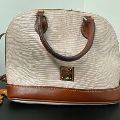 Dooney And Bourke Purse