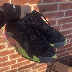 Adidas youth shoes